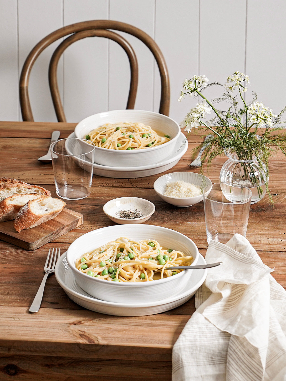 16-Piece Ceramic Dinnerware Set with Plates and Bowls, White Textured Ceramic, Microwave & Dishwasher Safe,Set of 4