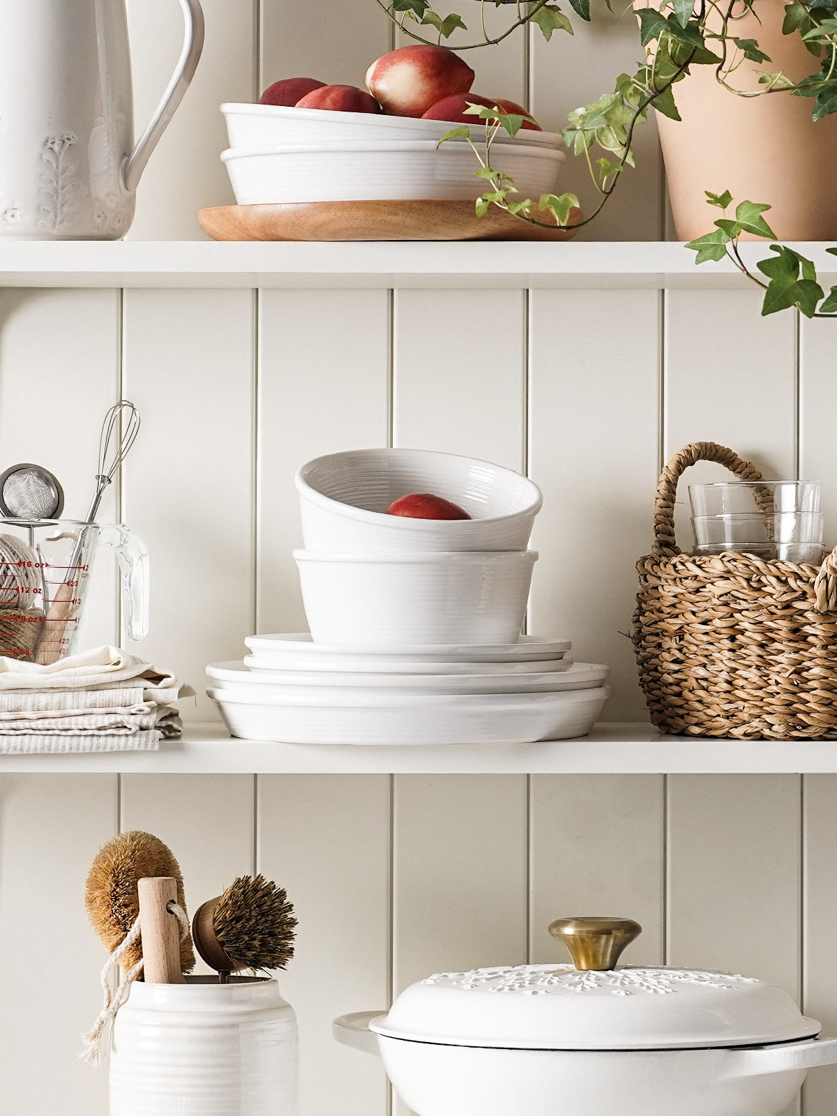 16-Piece Ceramic Dinnerware Set with Plates and Bowls, White Textured Ceramic, Microwave & Dishwasher Safe,Set of 4