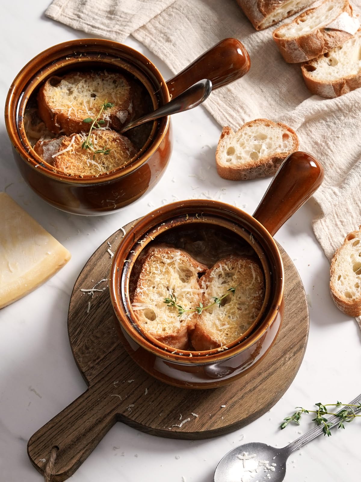 French Onion Soup Bowls, 16 Ounces Ceramic Soup Bowls with Handles for Soup, Cereal, Chilli, Beef Stew, Soup Crocks Oven Safe and Stackable, Set of 4