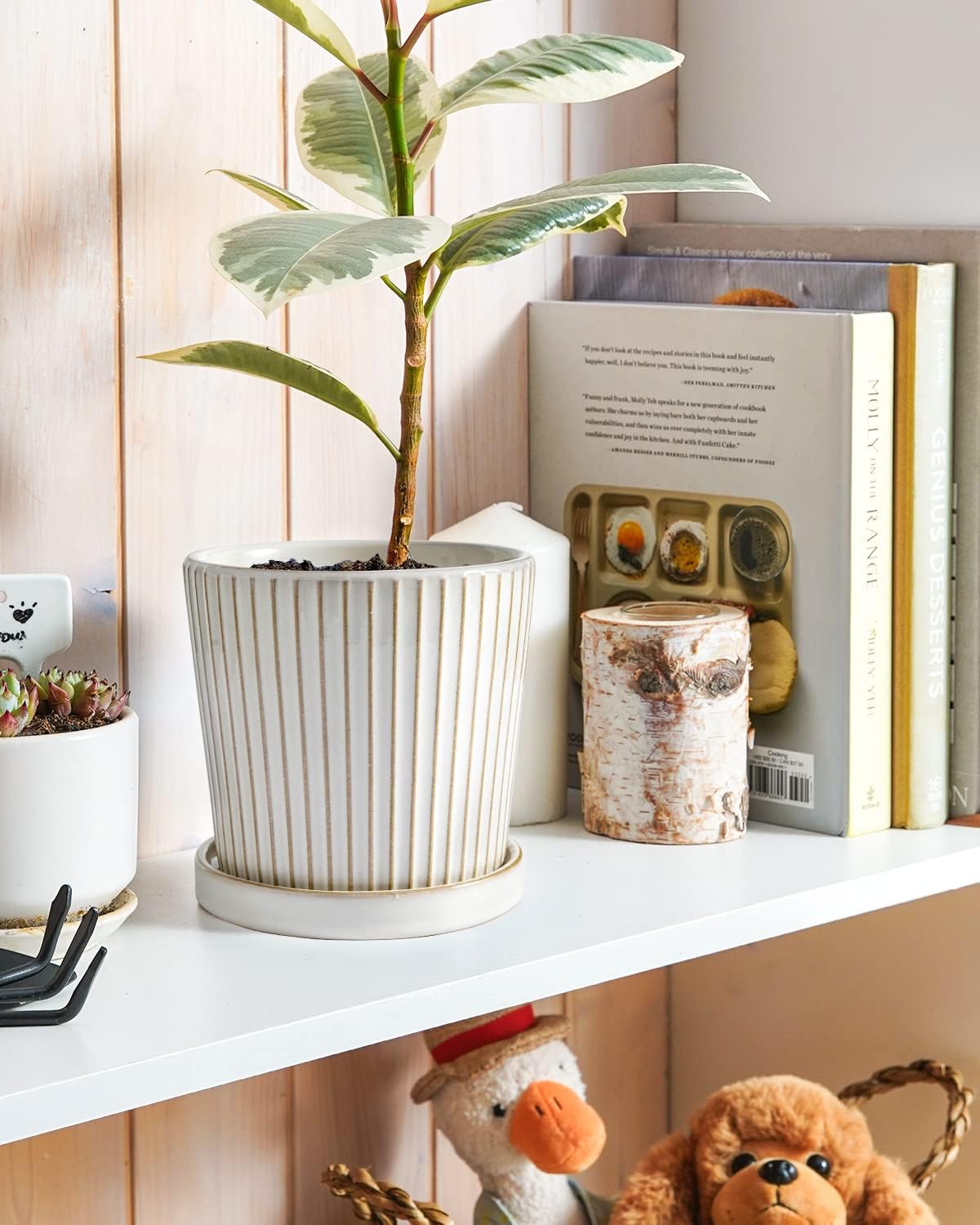 BEMAY Ceramic Plant Pots, 5.5 inch Flower Pots, Indoor Planters with Drainage Hole and Saucer, Pack of 2 Pots for Home Decor, Reactive Glaze White