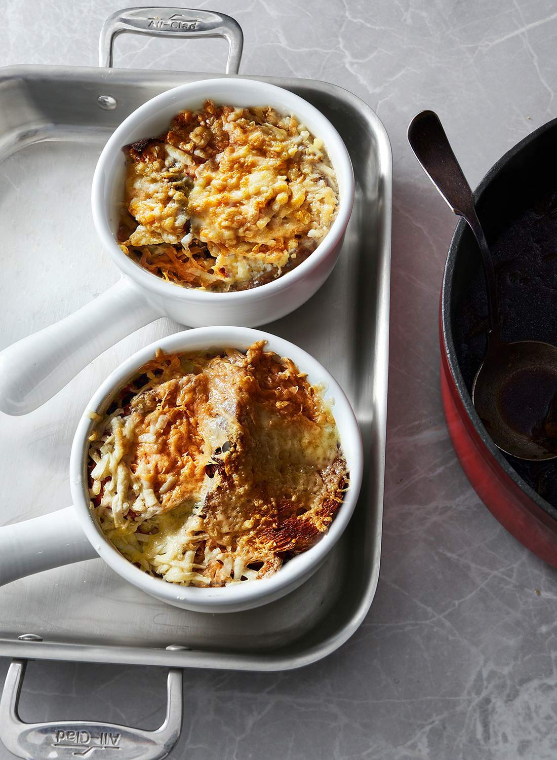 15 OZ French Onion Soup Bowls With Handles,Soup Bowls for Soup, Chili, Beef Stew, Set of 4 Serving Bowls, White Bowls